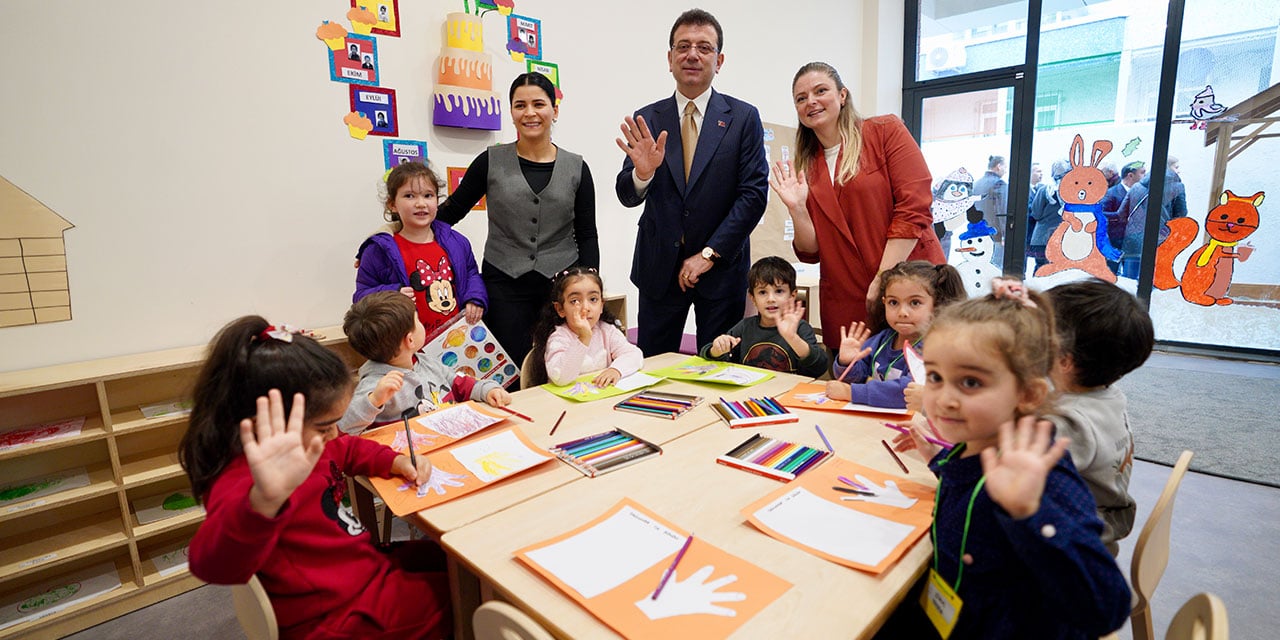 Ekrem İmamoğlu çocukları sahneye davet etti: Yuvamız İstanbul ÇEM sayısı 111’e çıktı