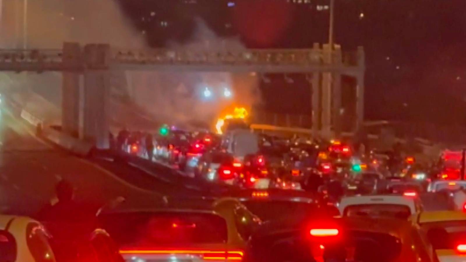 15 Temmuz Şehitler Köprüsü trafiğe kapatıldı