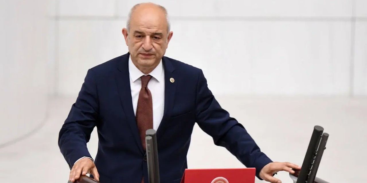 Saadet Partisi Grubu düşmemesi için geçmişti: Ali Fazıl Kasap, CHP'ye döndü