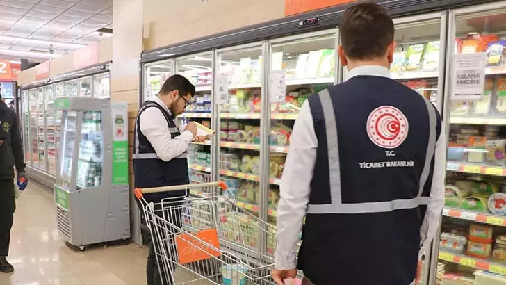 İzmir'de yeni yıl öncesi fahiş fiyat denetimi