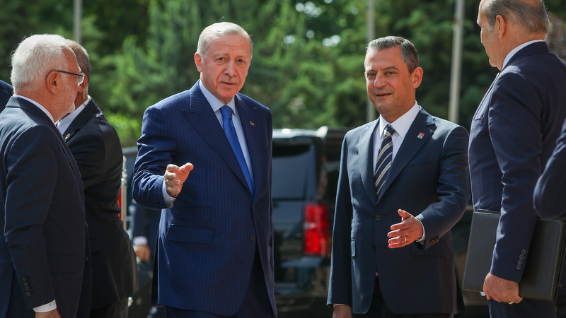 CHP lideri Özel'den Cumhurbaşkanı Erdoğan'a yeni yıl telefonu