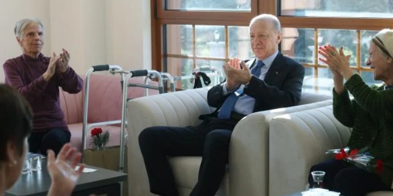 Bakımevi sakinlerinden Erdoğan'ı şaşırtan tepki: 'Ama yaşlanmış'