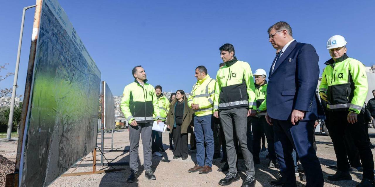 İZSU'dan Bayraklı'ya 200 milyon liralık yatırım: '2025'te güçlü altyapı yatırımlarıyla İzmir'i kalkındıracağız'