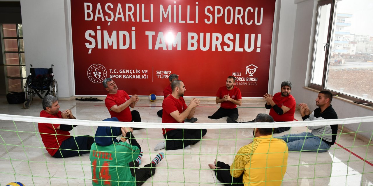 Farklı mesleklerden bedensel engellilerin kurduğu takım, Süper Lig'i hedefliyor