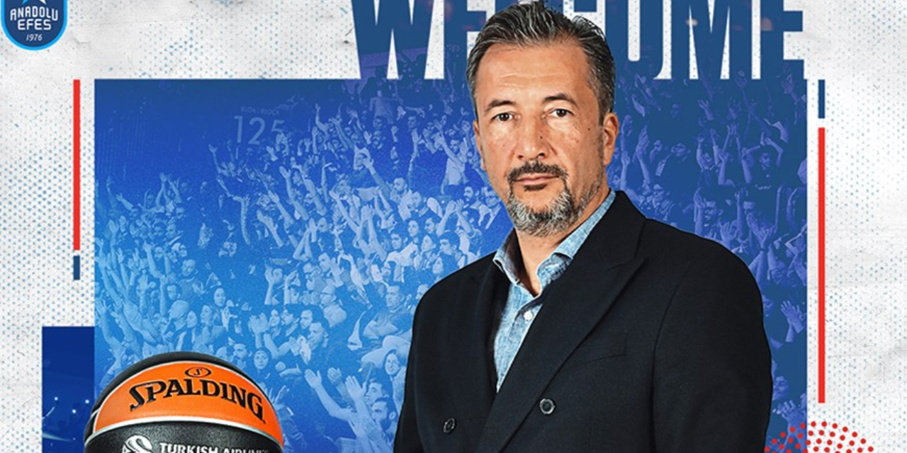Anadolu Efes'te Luca Banchi dönemi resmen başladı!