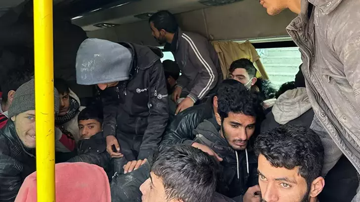 Hatay'da 16 göçmen kaçakçılığı organizatörü tutuklandı