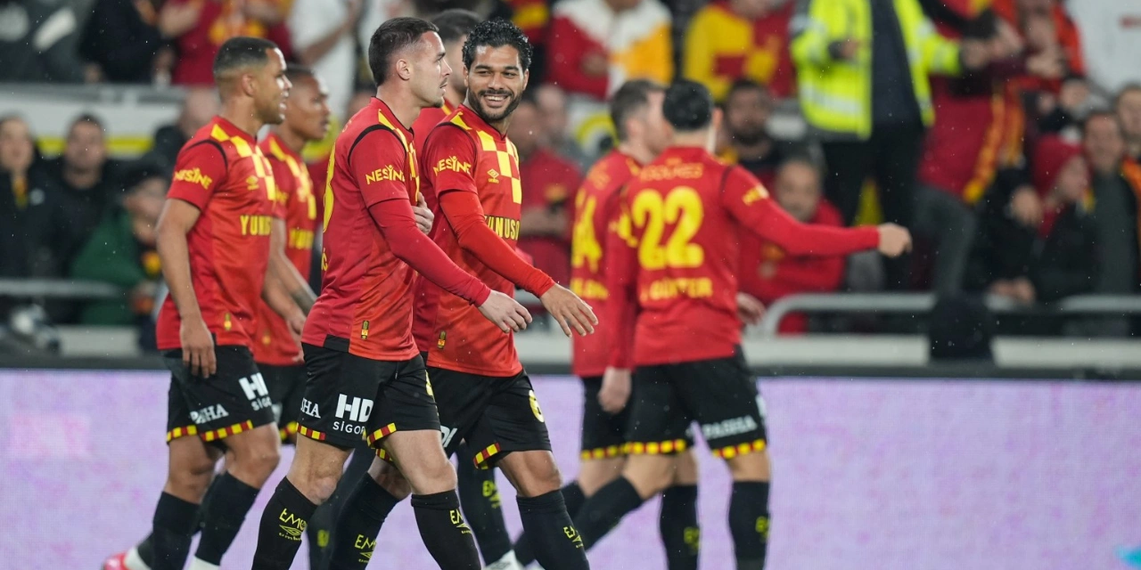 Göztepe'den Kasımpaşa'ya gol yağmuru!