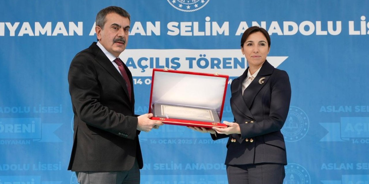 Hafize Gaye Erkan ortaya çıktı: Oğlunun adını taşıyan okulun açılışında katıldı