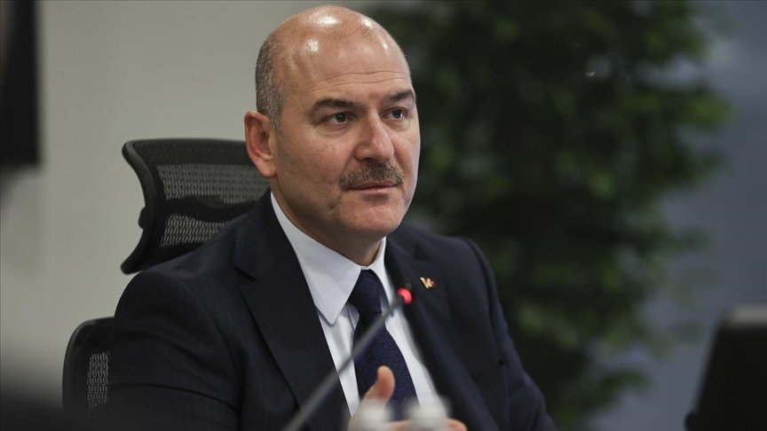 Soylu CHP'ye çağrı yaptı: Erdoğan'ın önünü açın onla yarışın!