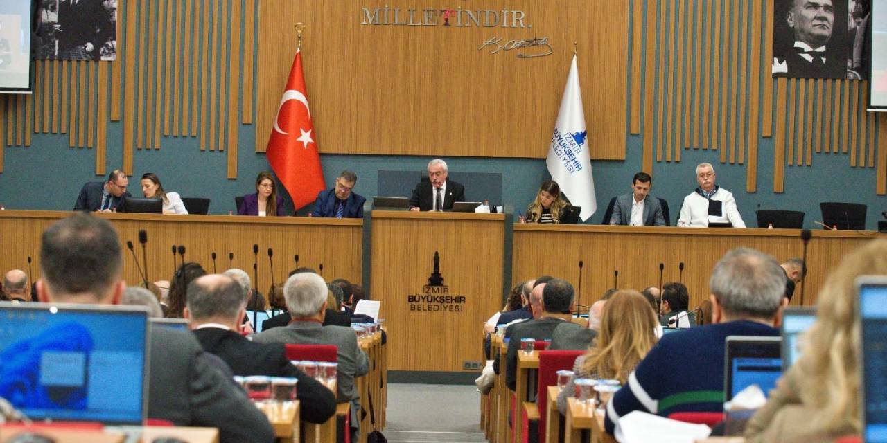 İzmir'de kentsel dönüşümde hak sahiplerine destek