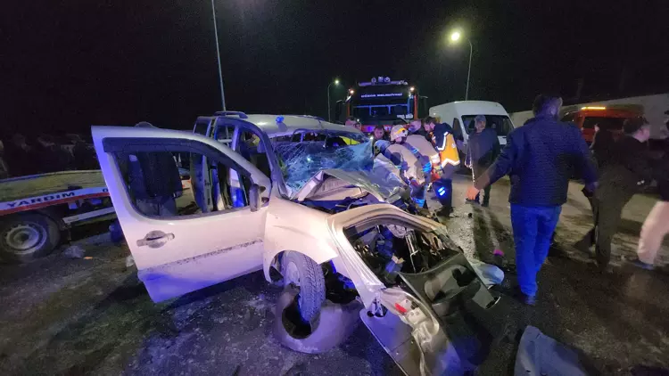 Düzce'de zincirleme kaza: 7 yaralı