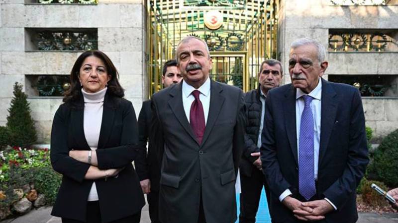 Abdulkadir Selvi: Öcalan'ın ocak sonu ya da şubat başı itibarıyla silah bırakılması çağrısı yapması bekleniyor