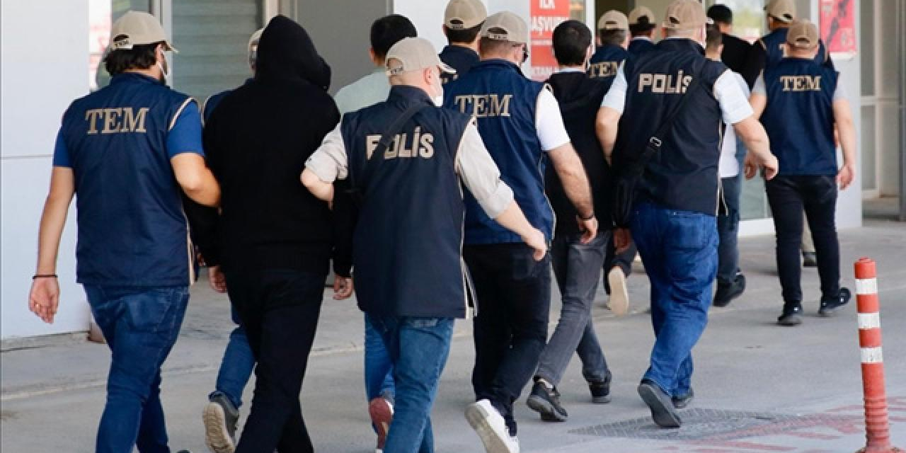 İstanbul merkezli 2 ilde FETÖ operasyonu: 18 kişi gözaltında