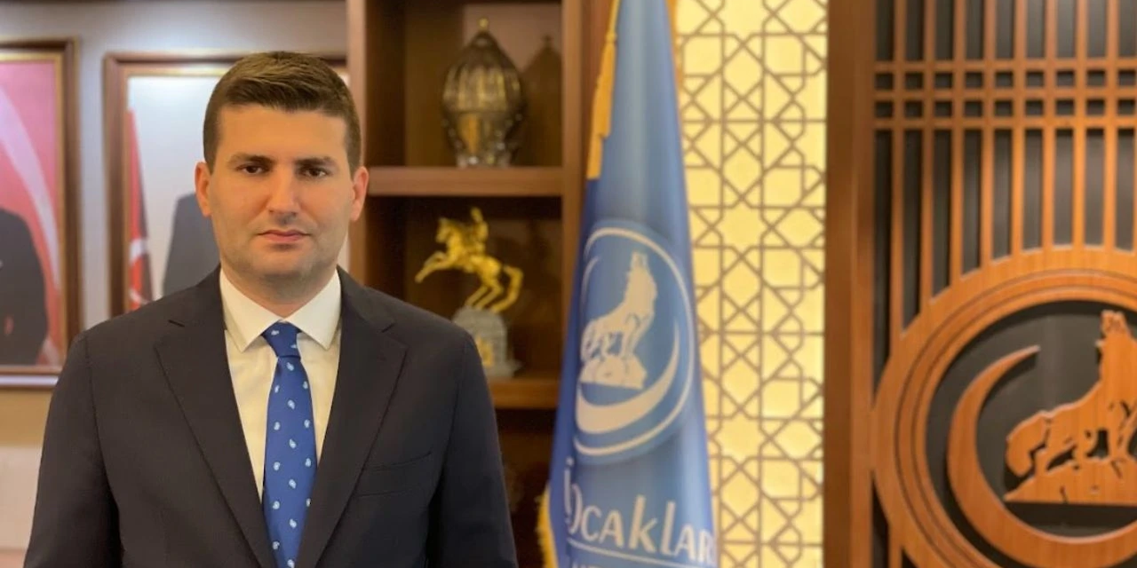 Ülkü Ocakları Başkanı, gözaltındaki Ümit Özdağ'ı hedef aldı: 'Kurdun yuvasına giren çakal'