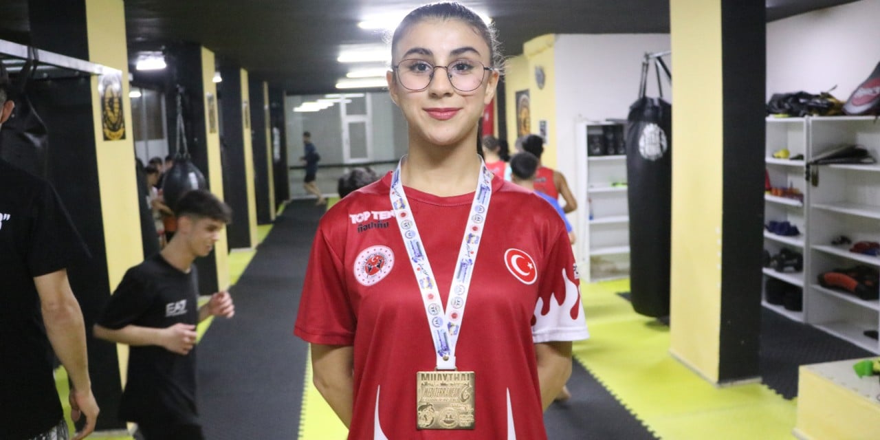 Astım hastalığı ile muaythaiye başladı, 15 madalya kazandı