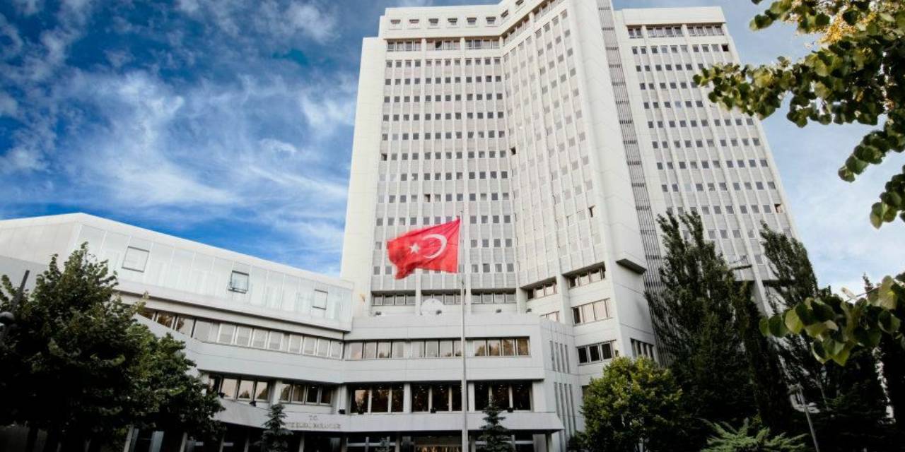 Dışişleri Bakanlığı: İsrail’e kaçak yollarla geçmeye çalışan 3 vatandaşın akıbeti araştırılıyor