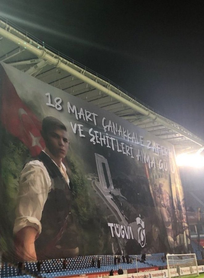 Trabzonspor'un Fenerbahçe'yle oynayacağı maçta açılacak dev pankartın sponsorunun 'TÜGVA' olduğu ortaya çıktı