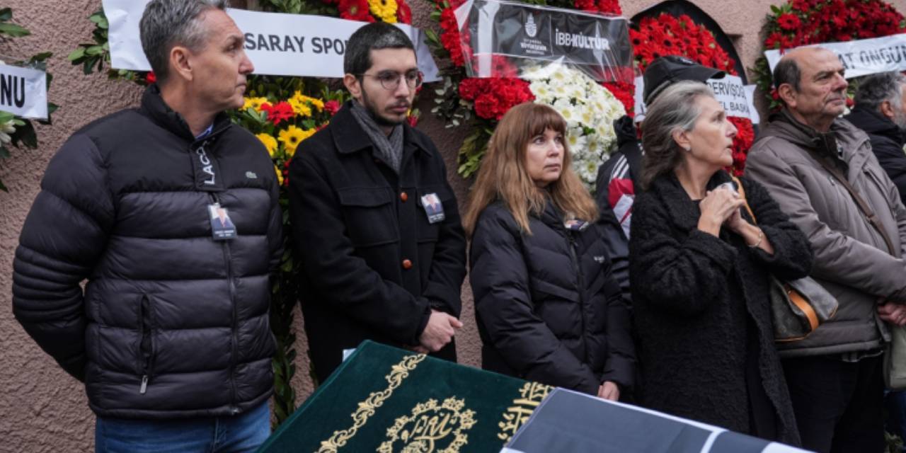 Gazeteci Deniz Arman son yolculuğuna uğurlandı