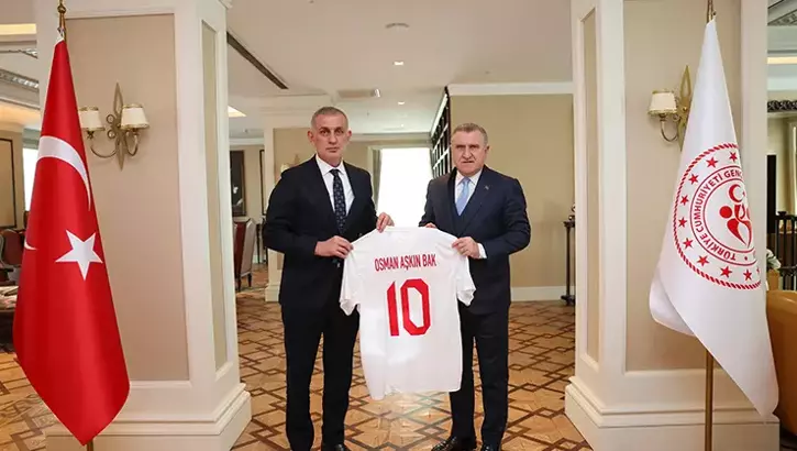 Hacıosmanoğlu'ndan Bakan Bak'a ziyaret