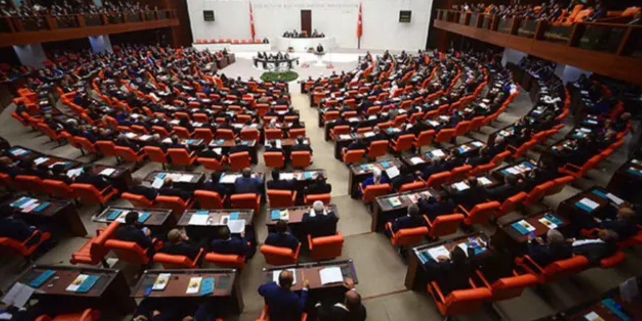TBMM gündemi yoğun: Kartalkaya yangını, emekli maaşları ve grup toplantıları