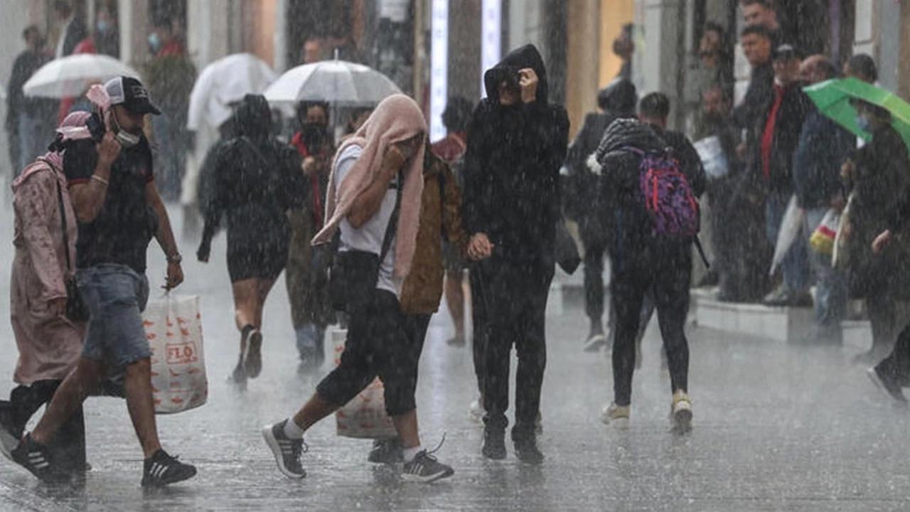 Meteoroloji'den uyarı: Pazar günü için sağanak ve kar uyarısı