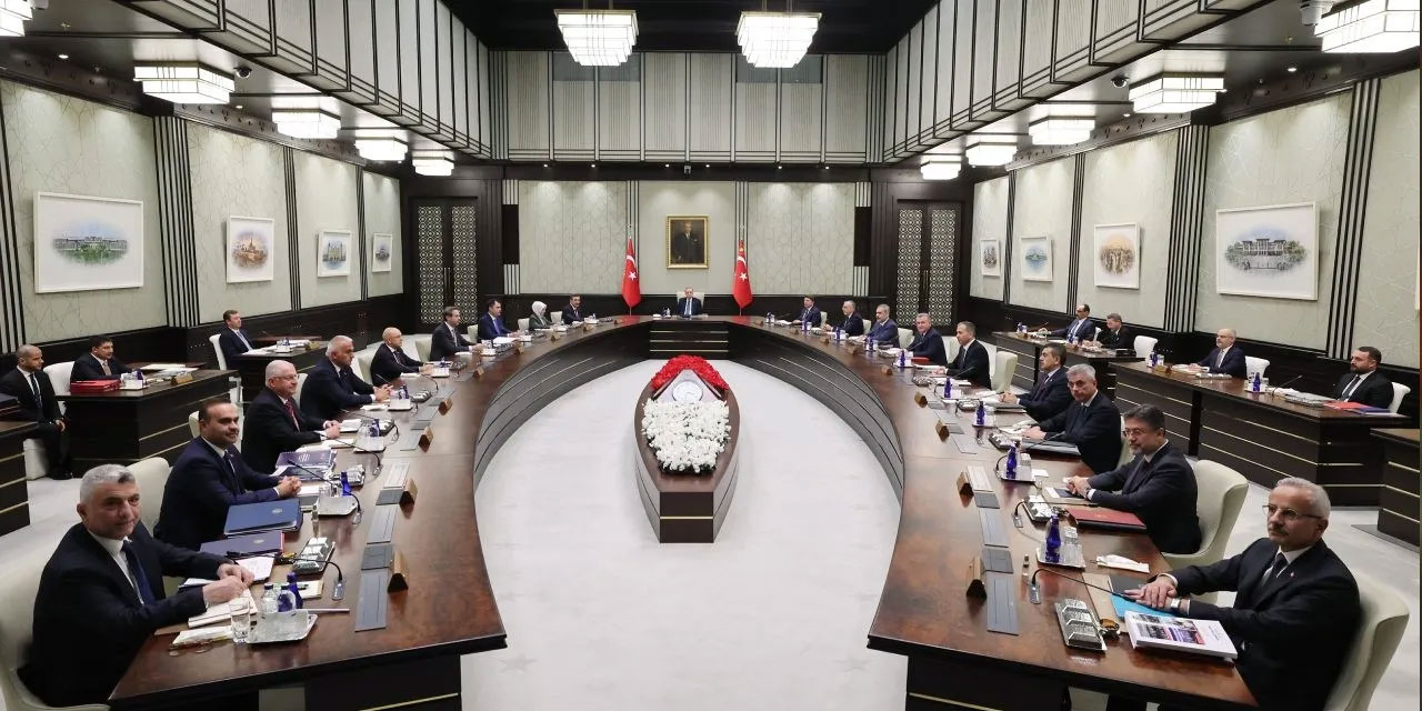 Kabine değişikliği kapıda: 7 bakan yolcu mu?
