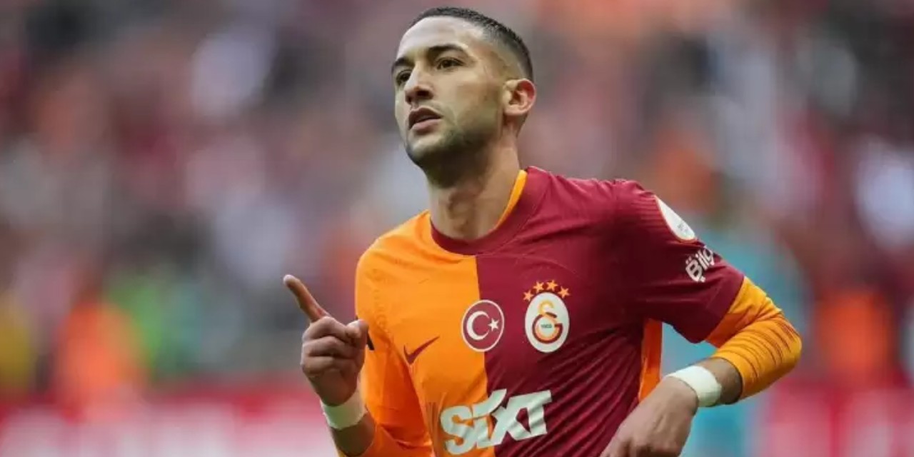 Ziyech'ten ters köşe: Al Nassr'a gitmesi bekleniyordu