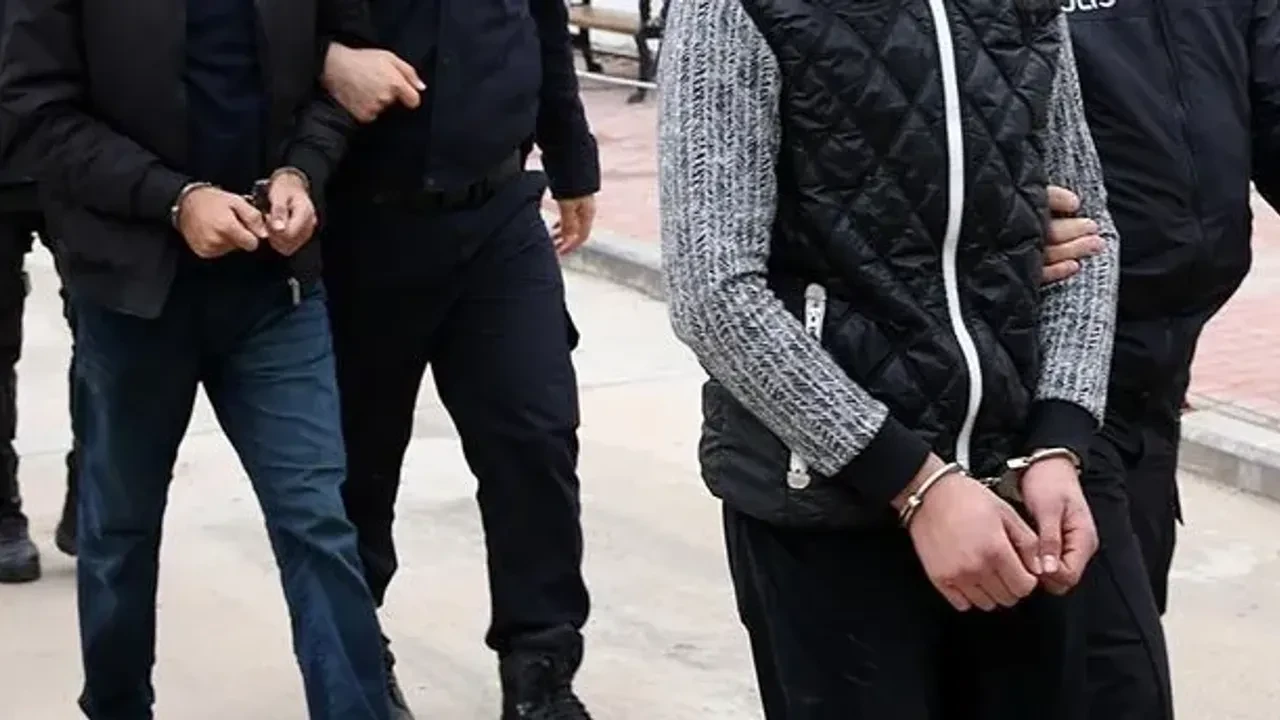 İstanbul merkezli 9 ilde FETÖ operasyonu: 11 gözaltı