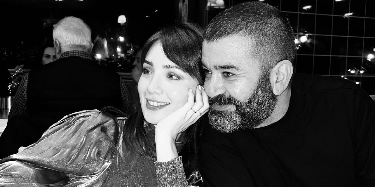 Bülent Şakrak ve Burcu Kirman aşkı bitti mi? Paylaşımlar silindi!