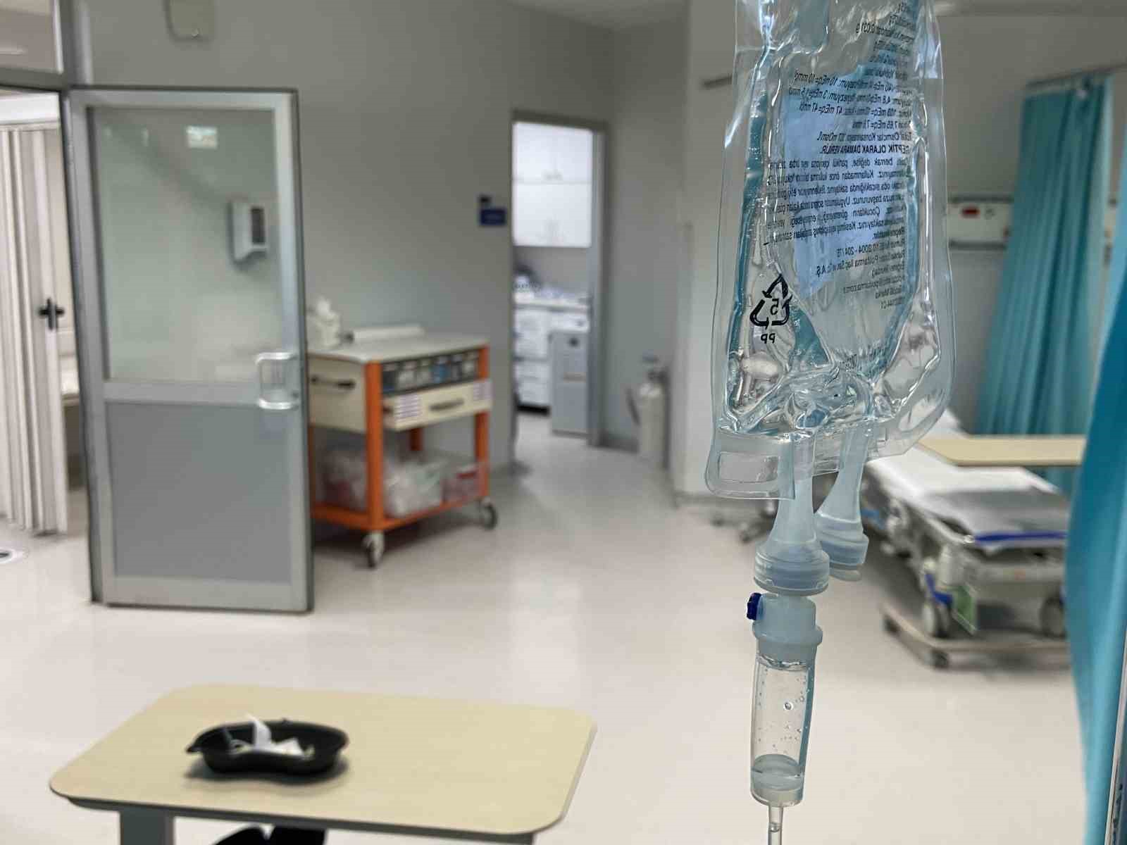 Damar yolu ile verilen serumda mikroplastik çıktı