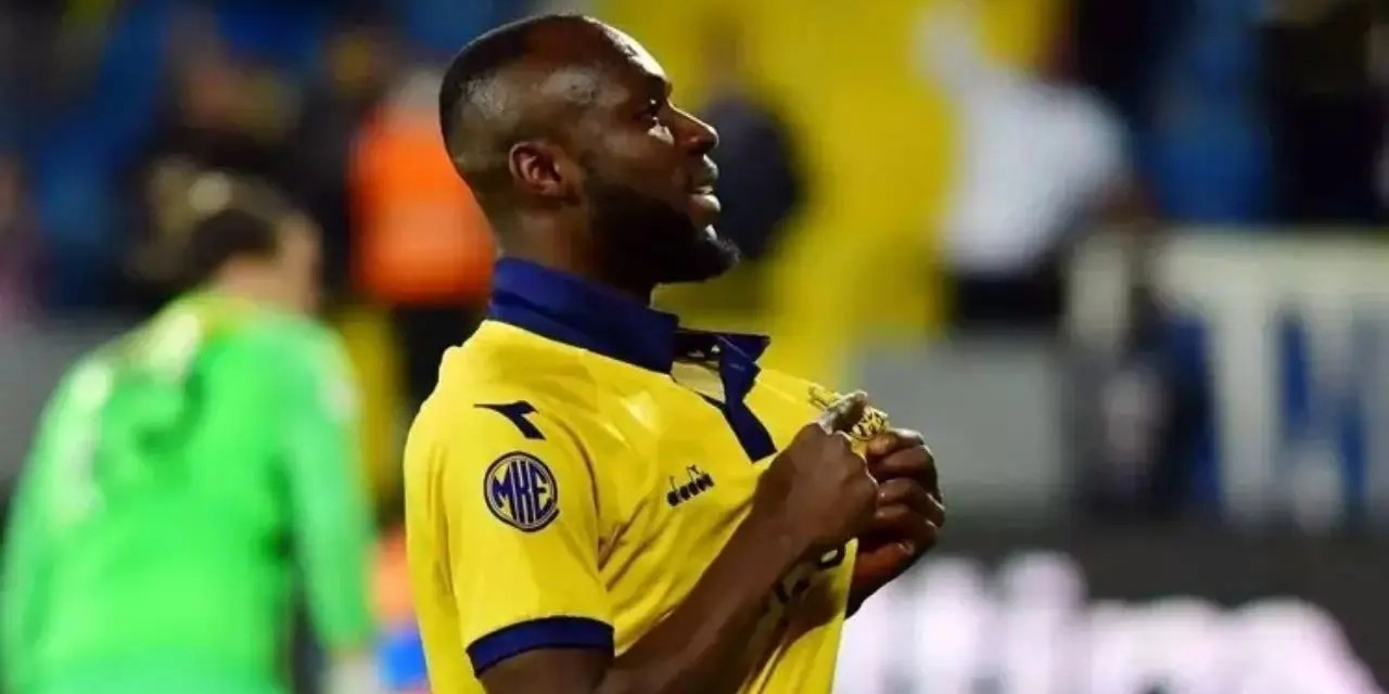 Owusu Kwabena, eski takımına döndü