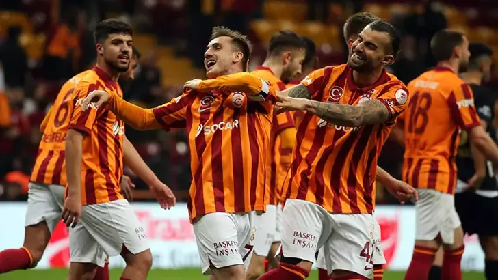 Kasımpaşa-Galatasaray maçı saat kaçta? Takımların ilk 11'leri belli oldu
