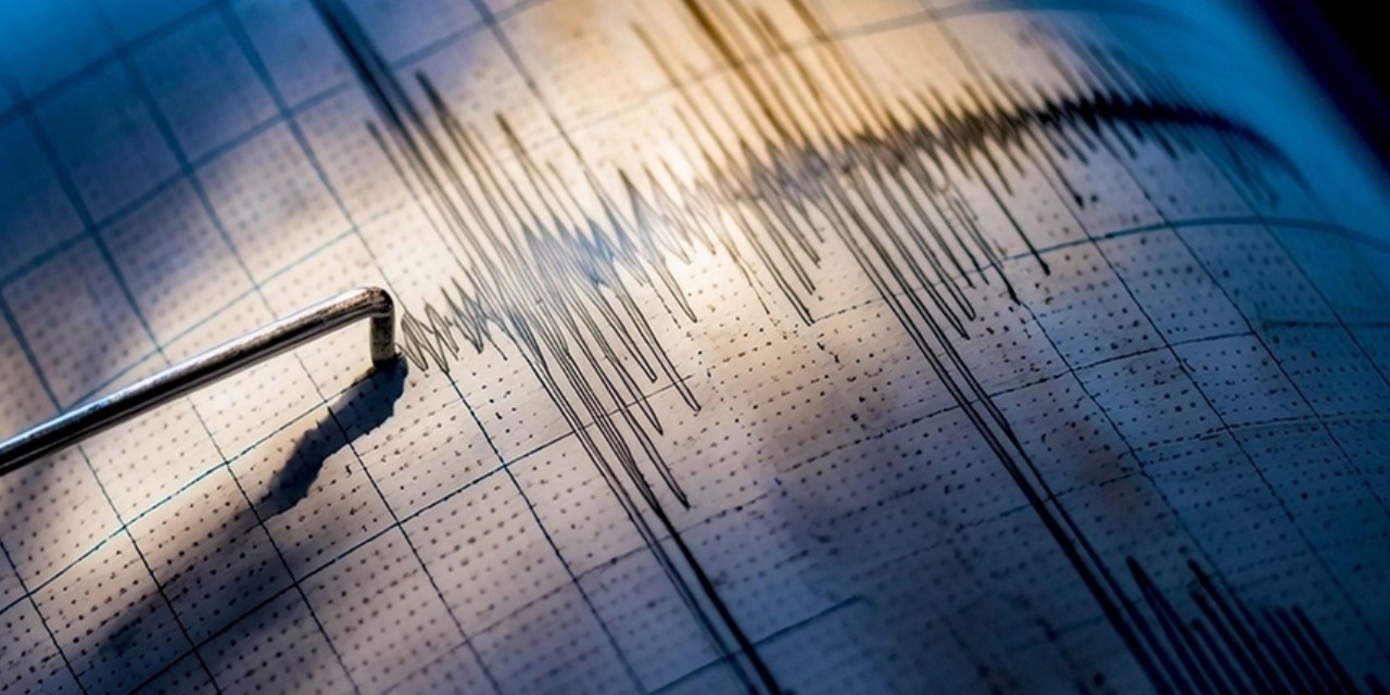Ege'de 24 Ocak'tan bu yana 380'in üzerinde deprem oldu