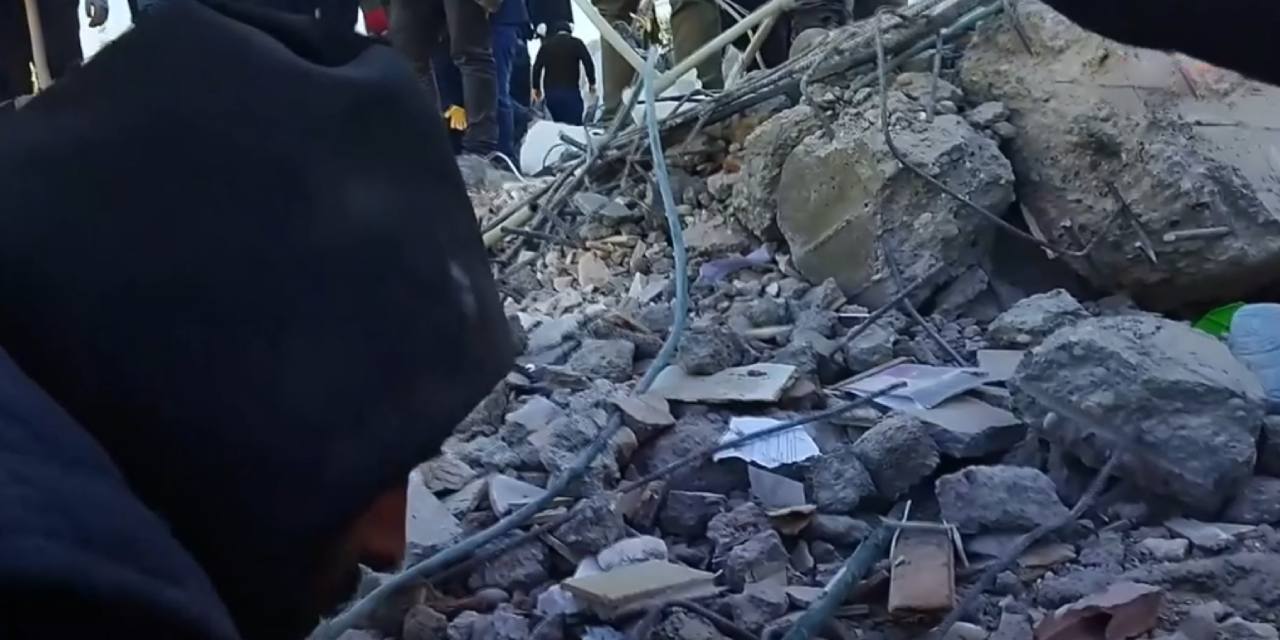 Adıyaman'da depremzede kadınlardan '04.17 Belgeseli': 'İki yıl oldu ama hâlâ ilk günkü gibi'