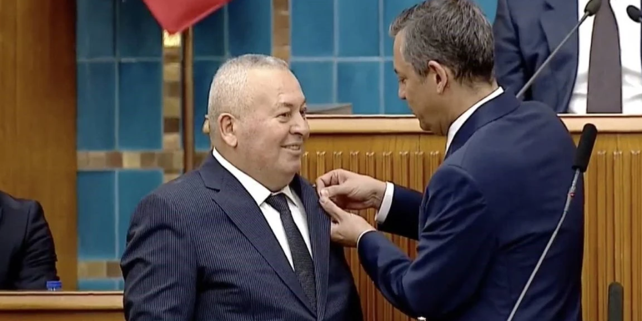 CHP lideri Özel'den 'Enginyurt'a soruşturma' tepkisi: 'Seyyar Giyotine sesleniyorum'