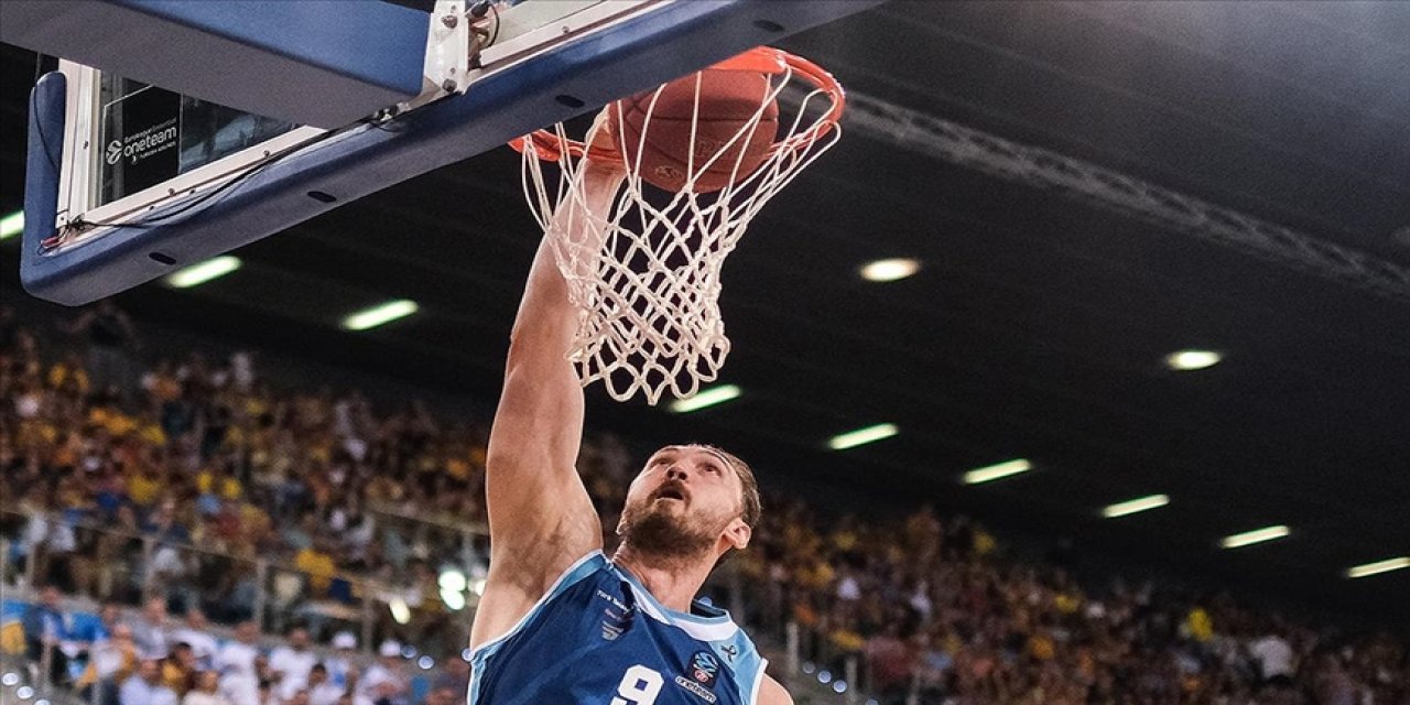 Erden, profesyonel kariyerini noktaladı