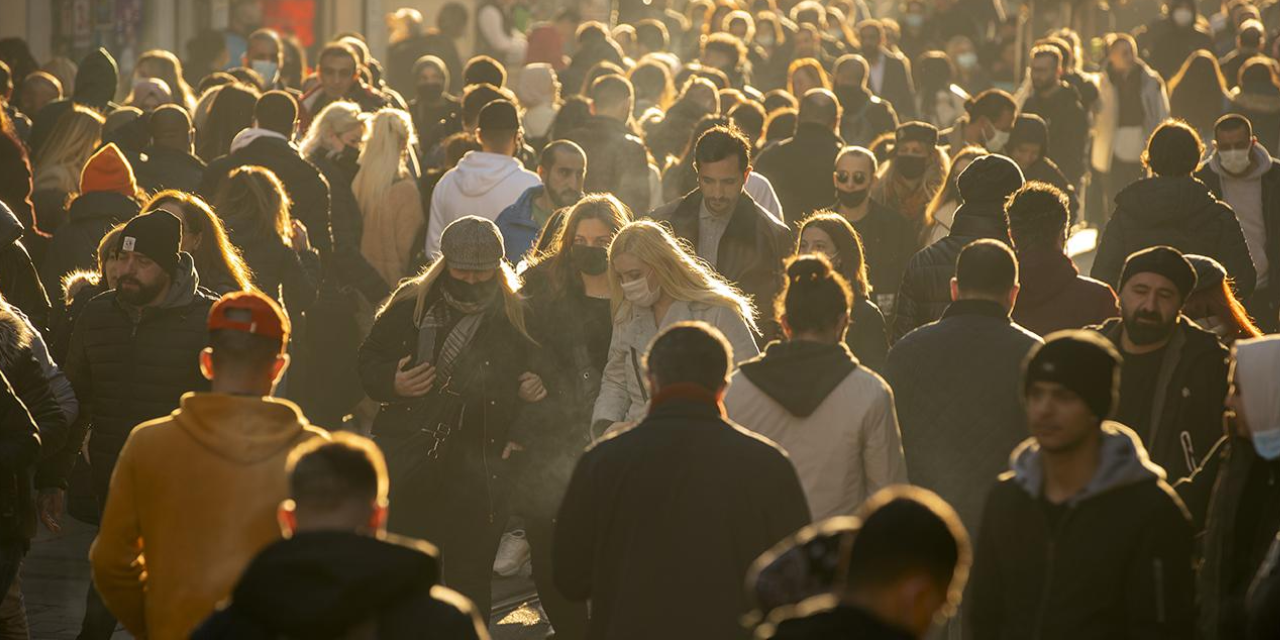Türkiye’nin nüfusu 85,6 milyonu aştı: İstanbul’un nüfus yoğunluğu Türkiye ortalamasını 26’ya katladı