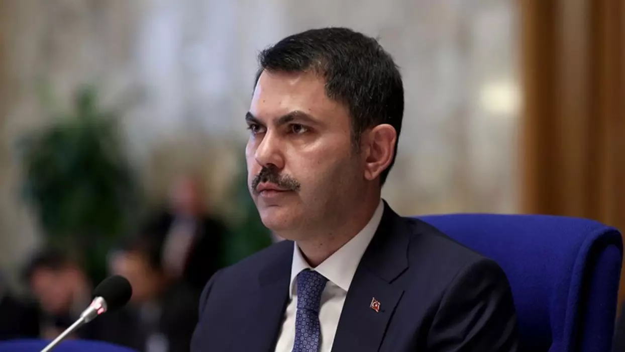 Bakan Kurum'dan CHP lideri Özel'e tepki: Muhalefet böyle yapılmaz