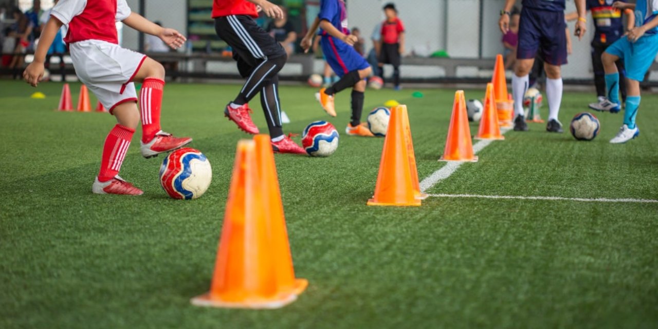 TFF, güncellenen Futbol Okulları Talimatı ile ilgili detayları paylaştı