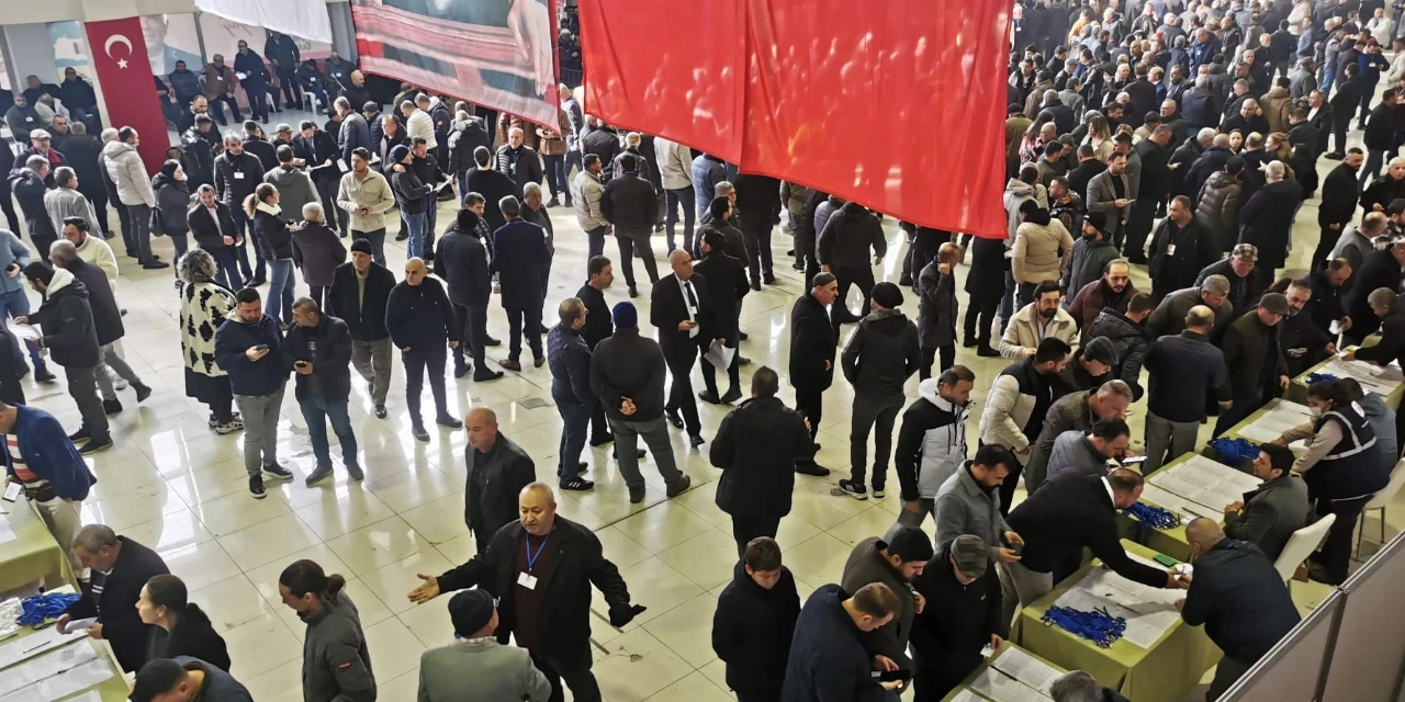 MESKOP'un kongresinde maaş krizi! Başkanın maaşı 60 bin TL'ye düşürüldü, ortalık karıştı