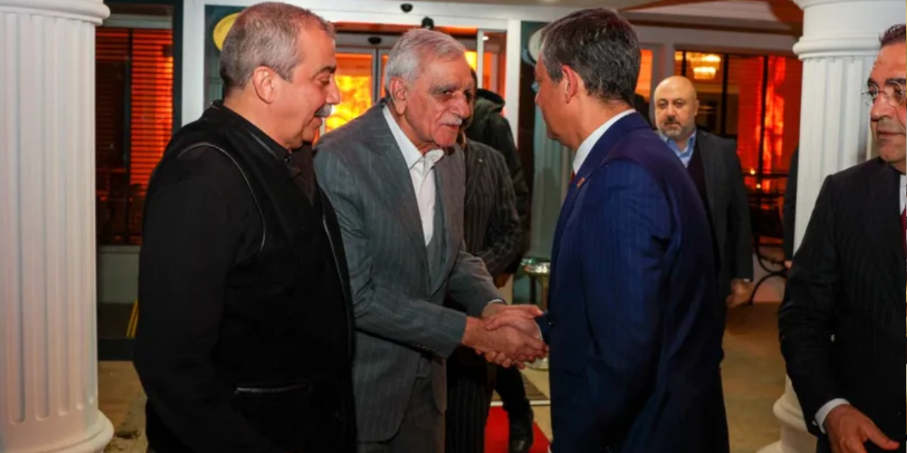CHP lideri Özel'den Ahmet Türk'e 'geçmiş olsun' ziyareti