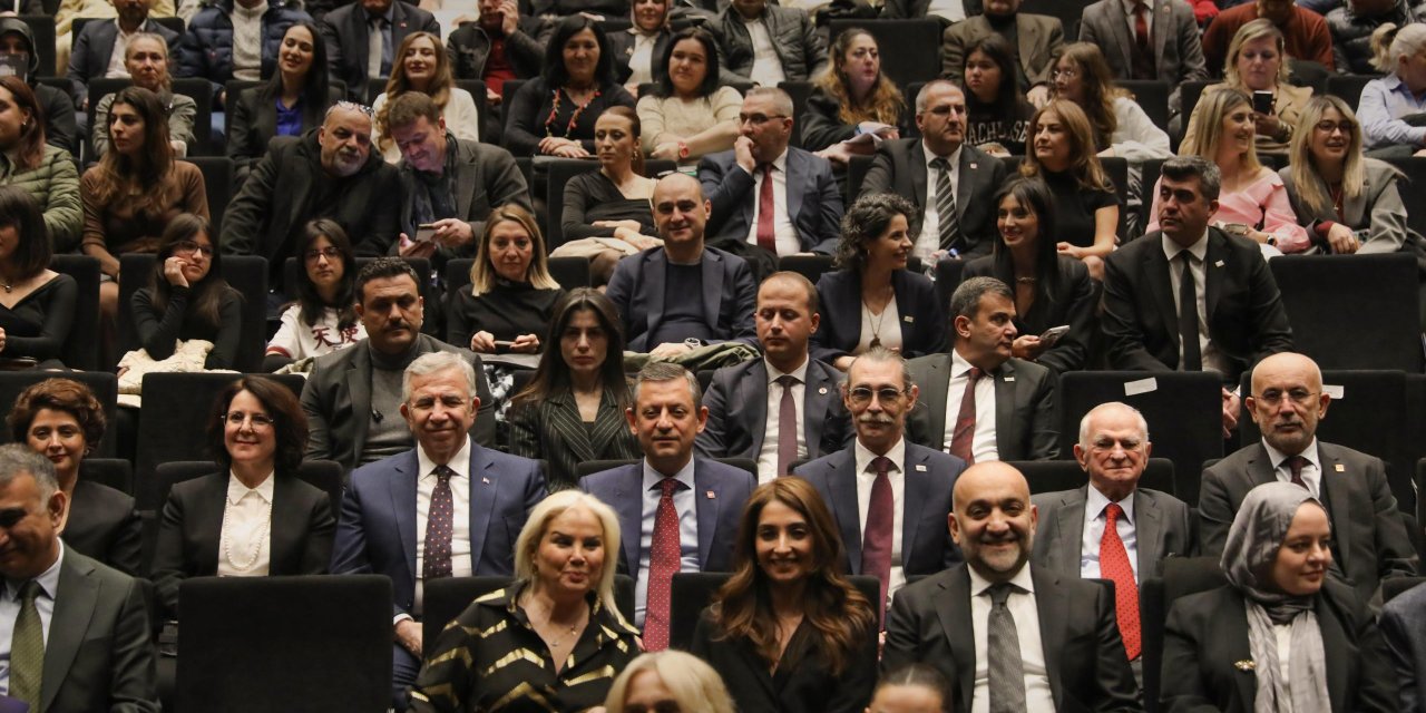 Erdal Beşikçioğlu yönetti, Özgür Özel ve Mansur Yavaş izledi