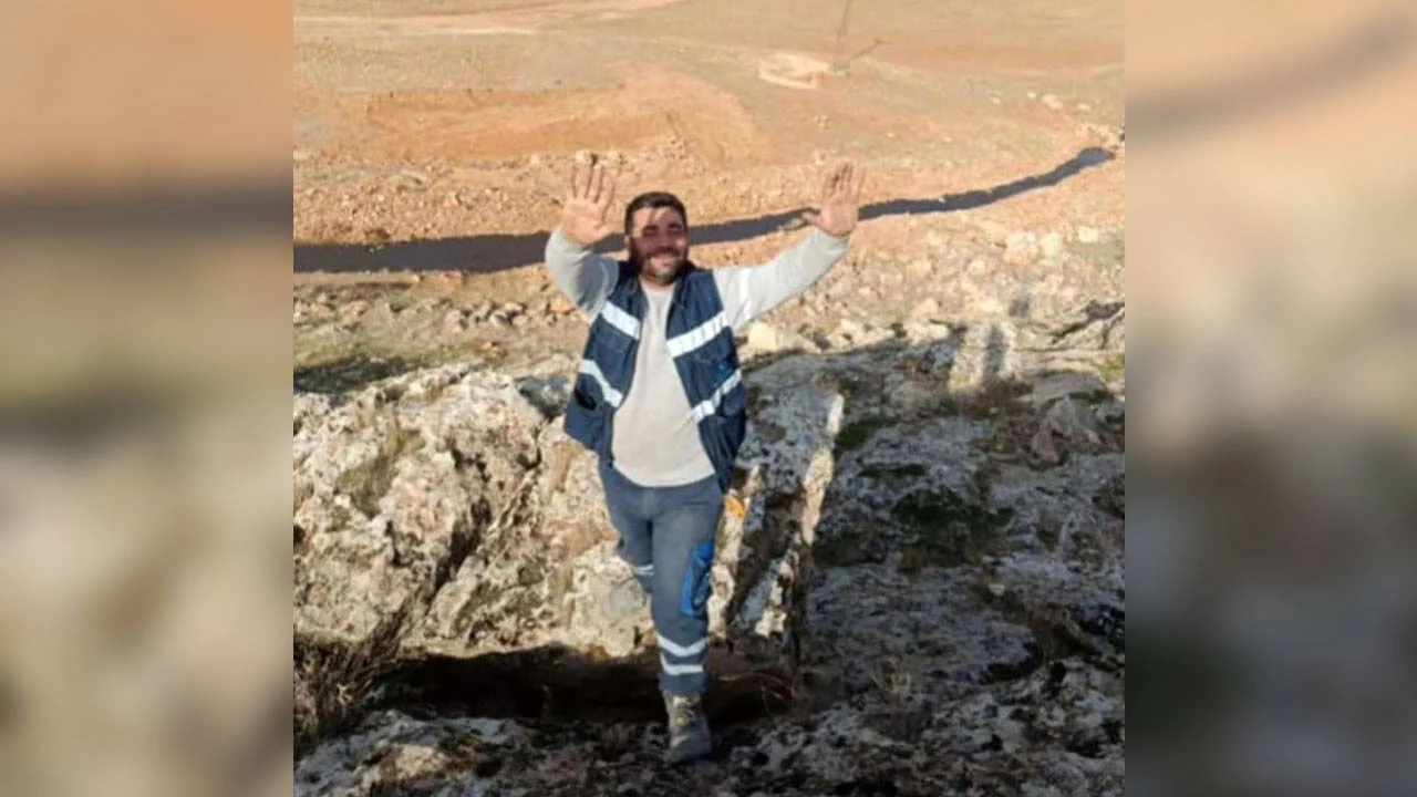Şanlıurfa'da iş cinayeti: Üzerine elektrik direği düşen işçi hayatını kaybetti