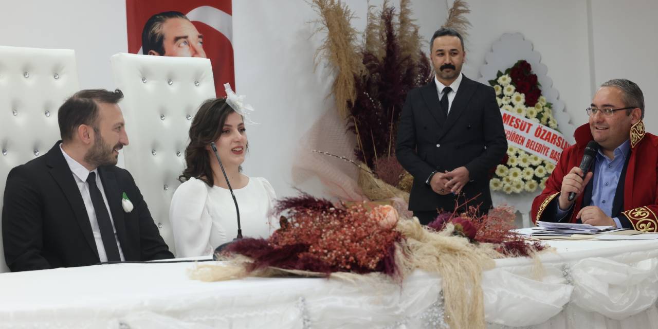 Keçiören Belediye Başkanı Özarslan'dan 14 Şubat’ta “Evet” diyen çiftlere sürpriz