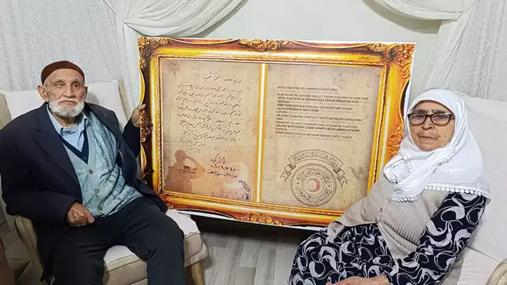 Birinci Dünya Savaşı’nda esir düşen askerin mektubu 107 yıl sonra torunlarına verildi