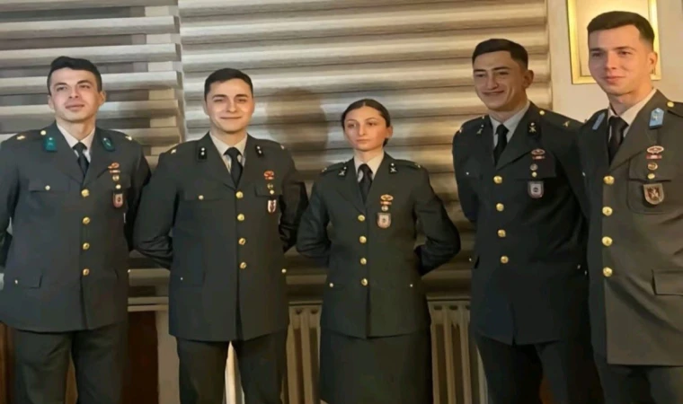 TSK'dan ihraç edilen teğmenlerden ihraç kararının iptali için dava