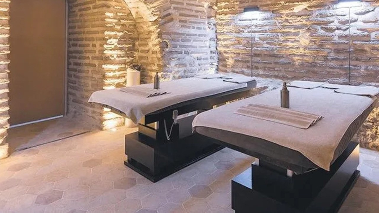 Ayasofya Camisi yanında bulunan tarihi sarnıç SPA merkezine çevrildi