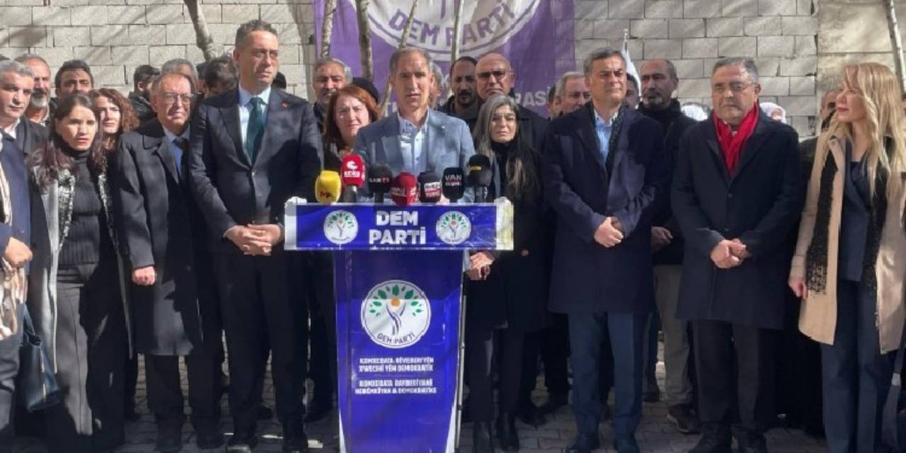 CHP heyeti Van'da: Sessiz kalırsak bir sabah bizim de kapımız çalınır