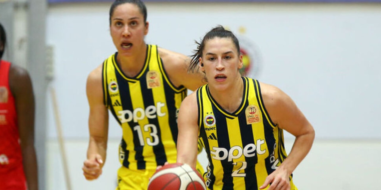 Fenerbahçe Opet, Beretta Famila Schio'ya konuk oluyor