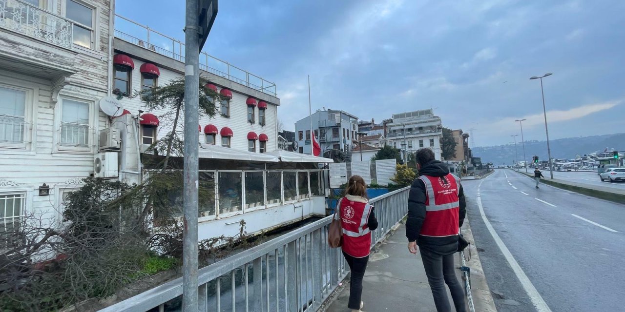 İstanbul sahilinde 23 kaçak yapılaşma tespit etti